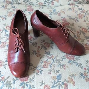 Etienne Aigner Brown Leather Heels with Lace-Up Detail